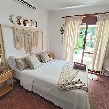 Homestay szállás Villacats: Con Bano Privado Y Piscina *